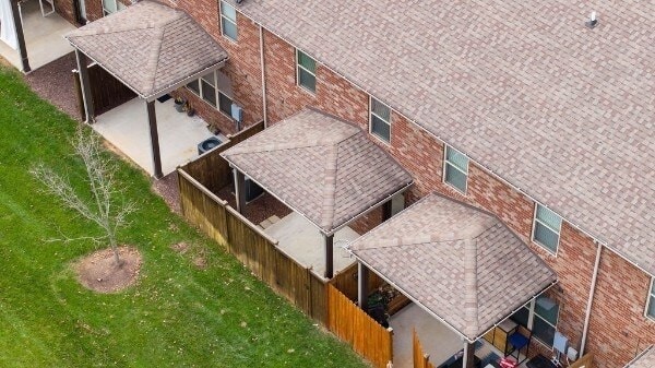 Building Photo - 207 Bixby Ln