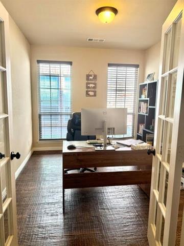 Building Photo - 2517 Erec Dr