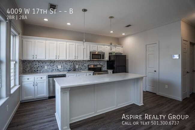 Building Photo - 4009 W 17th St