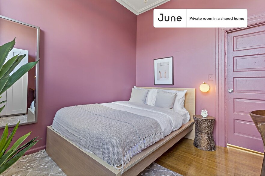 Building Photo - Room in Shared 4 bed/1.5 bath home