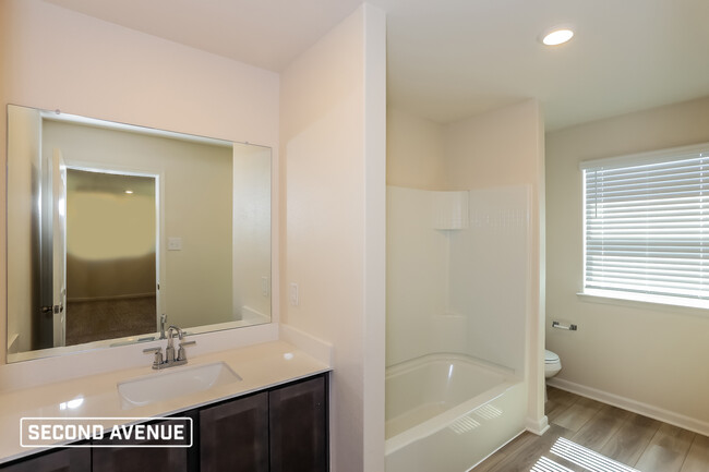 Building Photo - 9720 Sierra Grande Dr