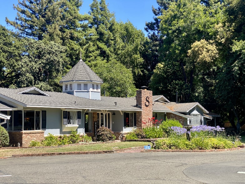 Building Photo - 1042 Easum Dr