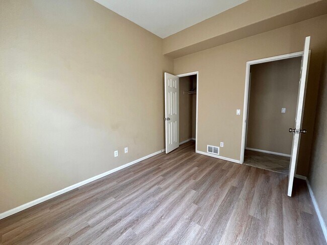 Building Photo - 50% off first months rent! Quiet Otay Ranc...