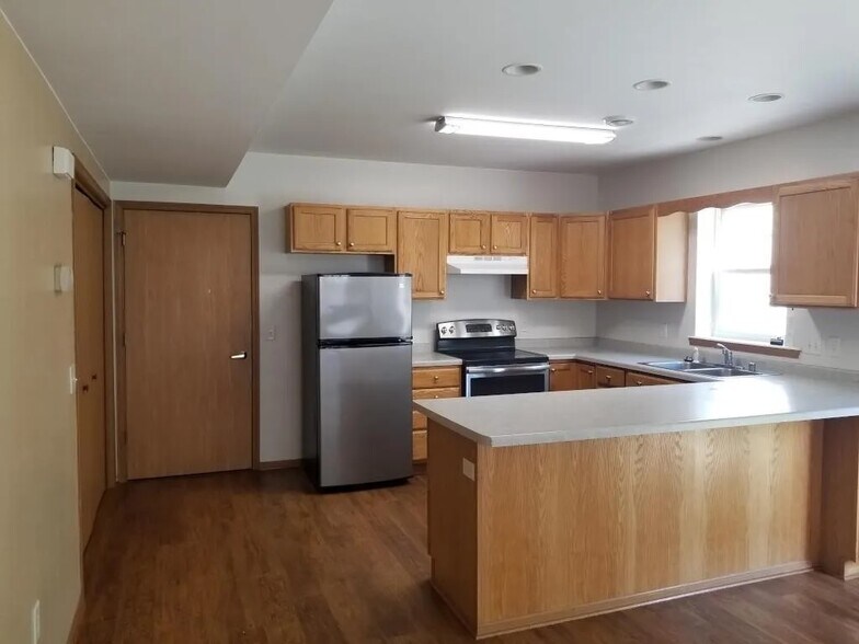 Building Photo - 849 St Albert the Great Dr