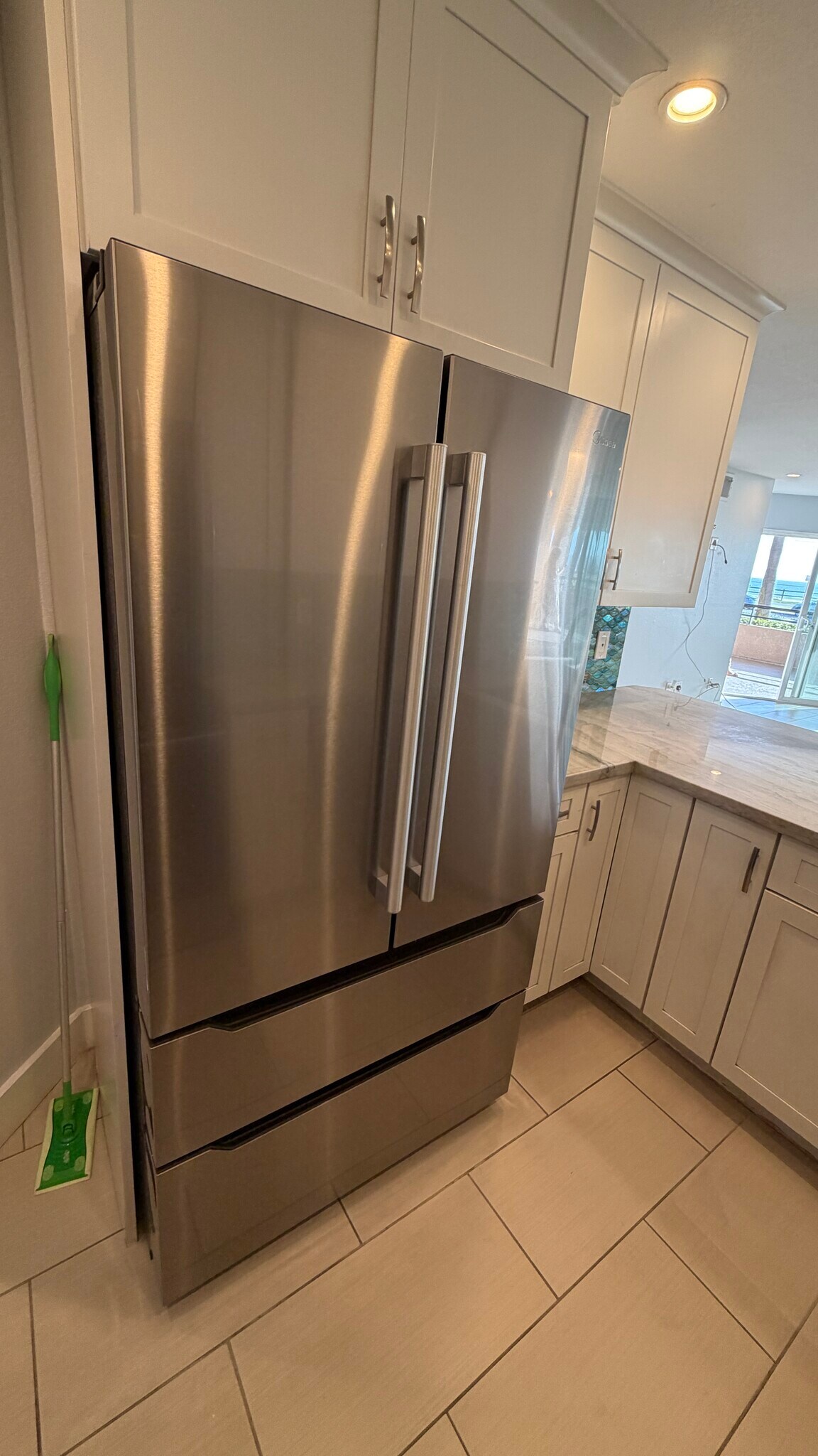 Building Photo - 1200 Pacific Coast Hwy