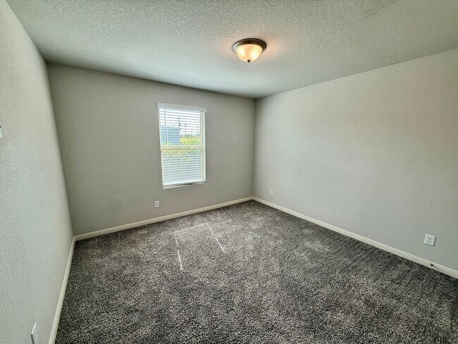 Building Photo - 119 Joseph Cir
