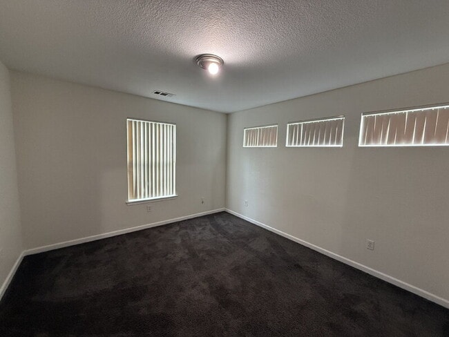 Building Photo - 3329 San Jose Way