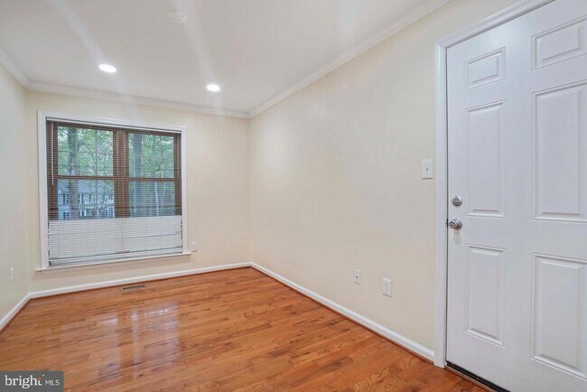 Building Photo - 5105 PHEASANT Rd