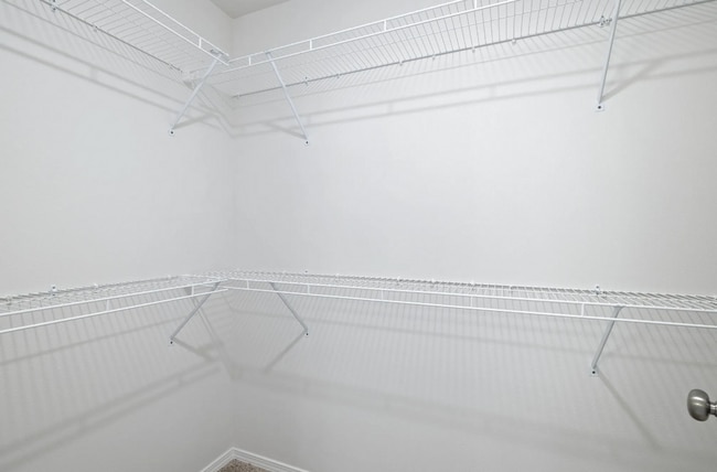 Building Photo - 4 Bedroom Rental in Monett!