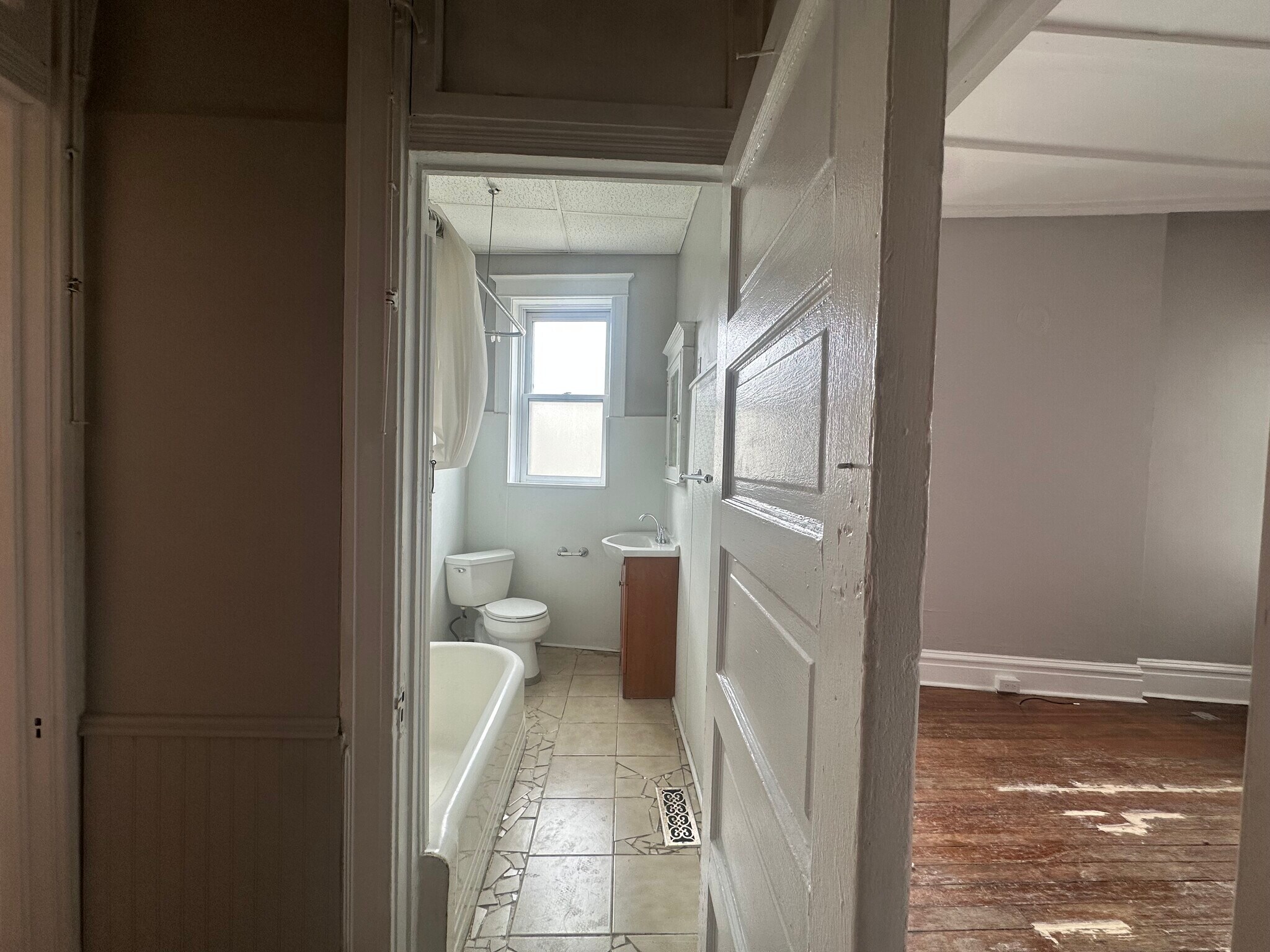 Building Photo - 2668 Nebraska Ave