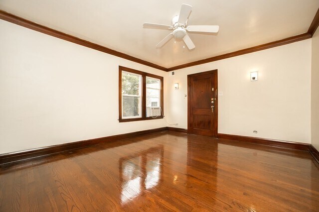 Building Photo - 4305 W Wrightwood Ave
