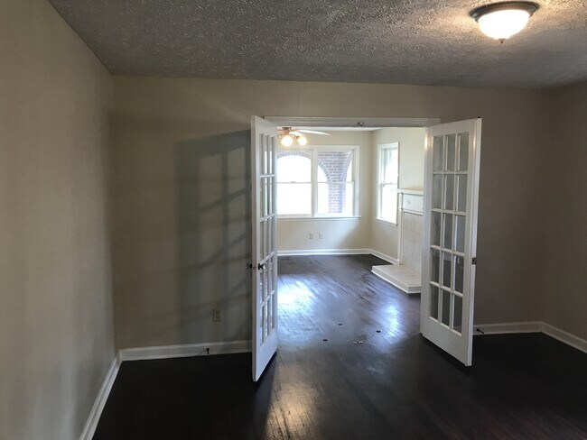 Building Photo - ***ON HOLD**3 Bedroom / 1 Bathroom Home for Rent in Columbus, GA***