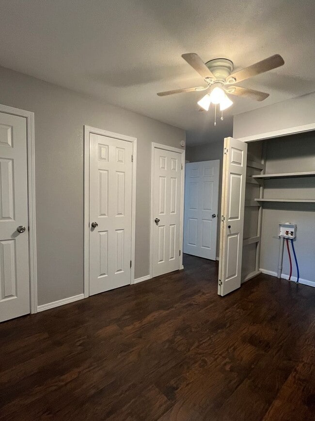 Building Photo - Tulsa: 3 bedroom house On A Private Road