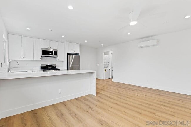 Building Photo - 4265 42nd St
