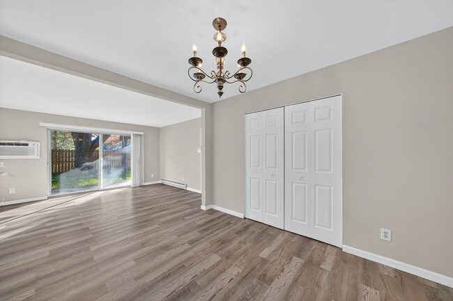 Building Photo - 8727 Sieloff Dr