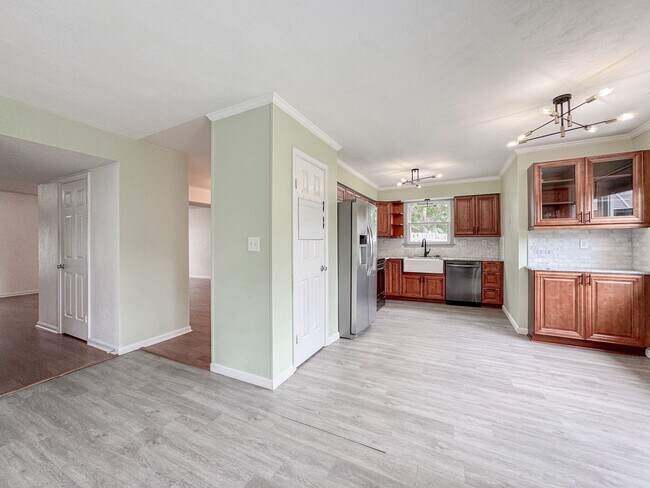 Building Photo - 3901 Quartz Ln