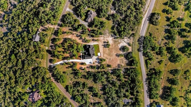 Building Photo - 208 Stonegate Ln