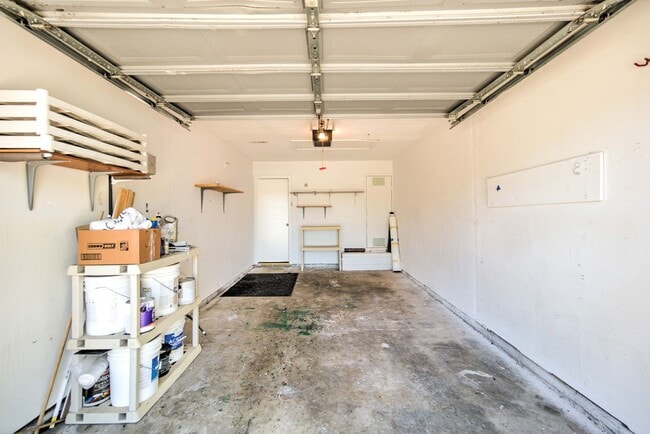 Building Photo - Spacious 2-Bed Duplex with Private Backyar...