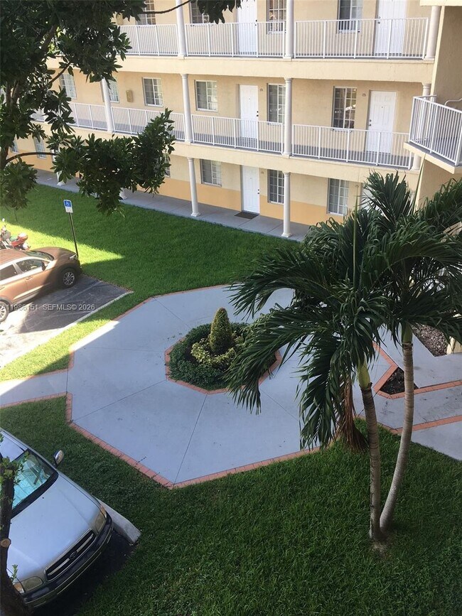 Building Photo - 6930 NW 179th St