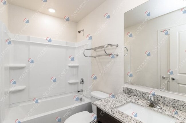 Building Photo - Inviting home in Ghost Hollow!