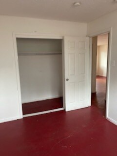 Building Photo - 304 Charleston St NE