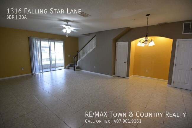 Building Photo - Orlando Rental Townhome