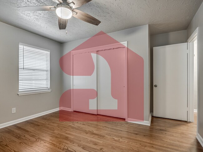 Building Photo - 10504 Ridgeview Dr