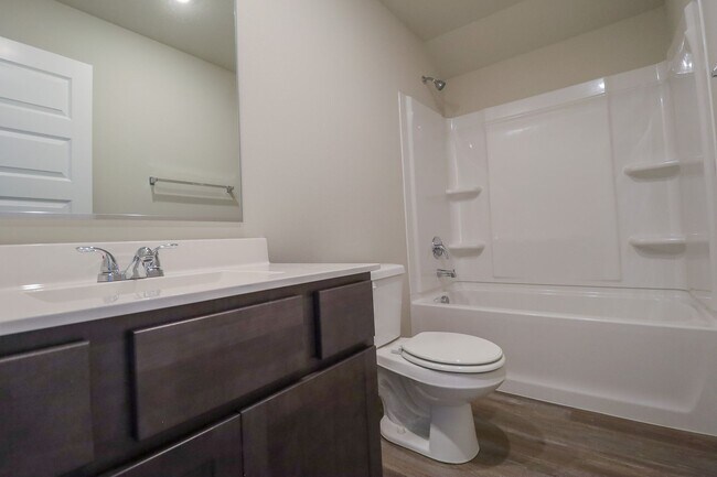 Building Photo - Recently Built Home with Pond View! 4 Bed 2 Bath Broken Arrow