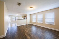 Building Photo - 3300 Etheredge Dr