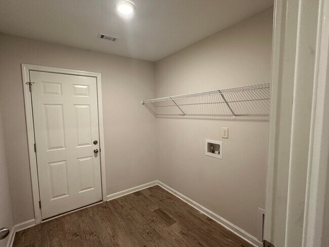 Building Photo - Prattville Home with Garage!