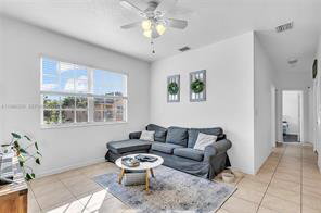 Building Photo - 2981 Crestwood Ter