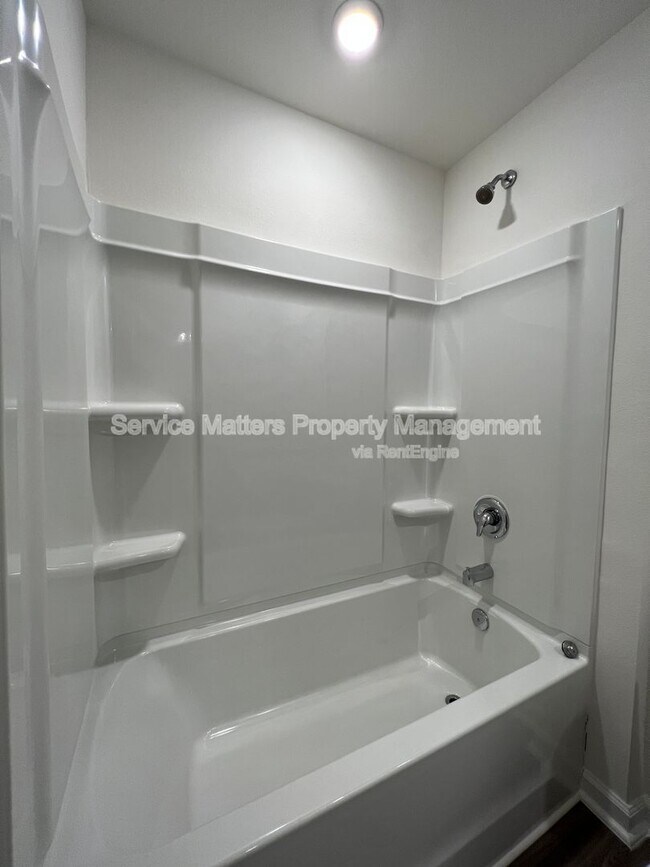 Building Photo - 4370 Jitterbug St