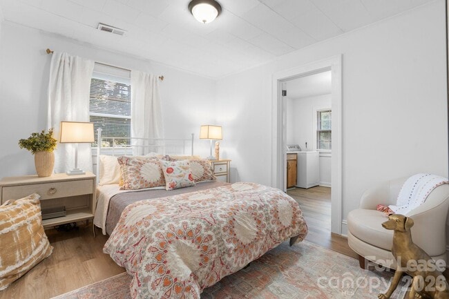 Building Photo - 116 Barnes Ln