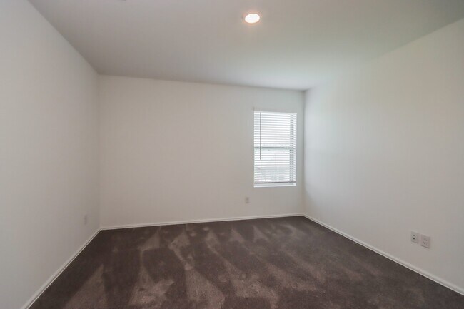 Building Photo - 18940 Caney Frst Dr