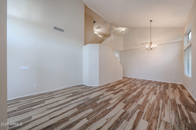 Building Photo - 9043 W Fullam St