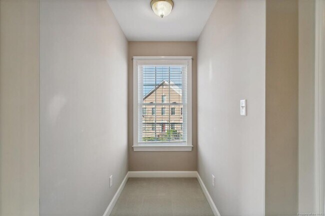 Building Photo - 4320 Lydias Dr