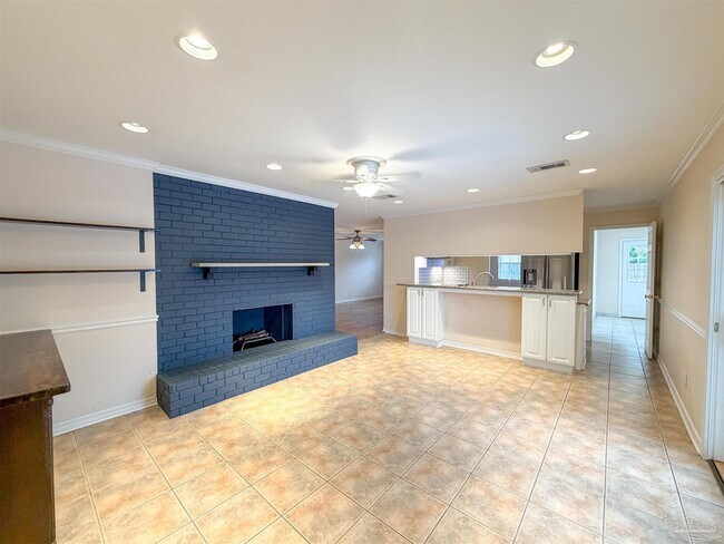 Building Photo - 3915 Potosi Rd