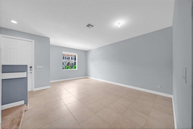 Building Photo - 5271 Ashley River Rd