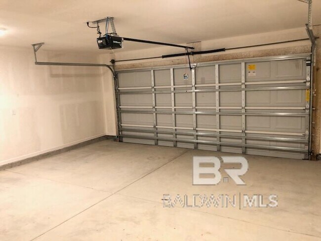 Building Photo - 10909 Northern Dancer Ct