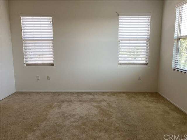 Building Photo - 524 S Anaheim Blvd