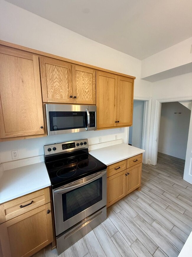 Building Photo - 603 N 26th St