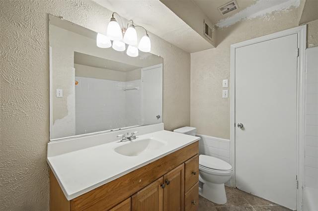 Building Photo - 2302 18th St