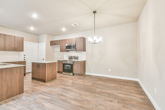 Building Photo - 25105 Pacific Wren Dr