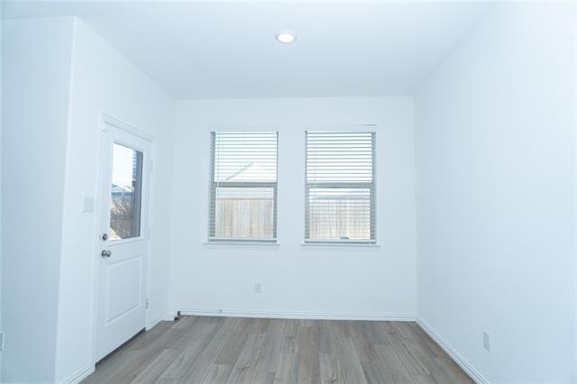 Building Photo - 520 Truman St