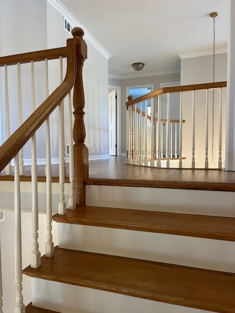 Building Photo - 537 E Center Ave