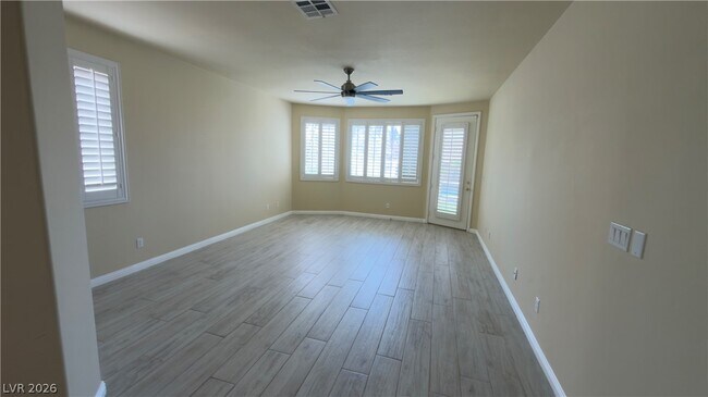 Building Photo - 10619 Sunwind Ave