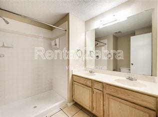 Building Photo - 1820 Whispering Cove Trail