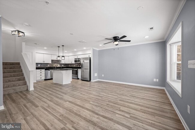 Building Photo - 1821 Cassandra Dr