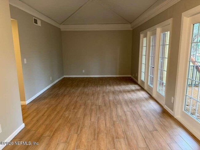 Building Photo - 3864 La Mirada Dr N