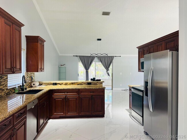 Building Photo - 12623 SW 8th Ct